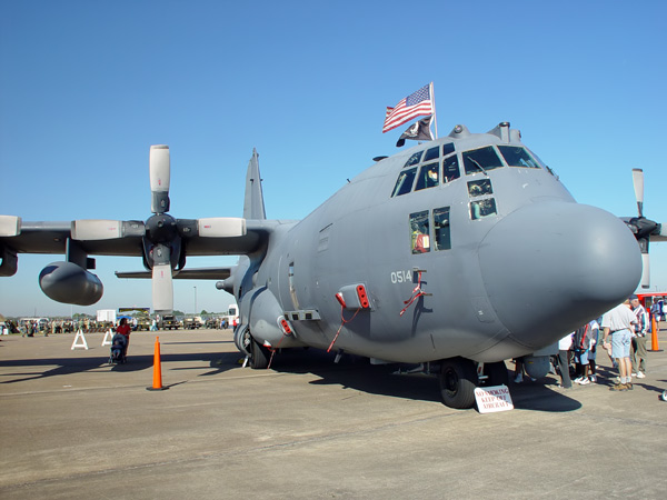 c 130 gunship. AC-130 Gunship (picture)